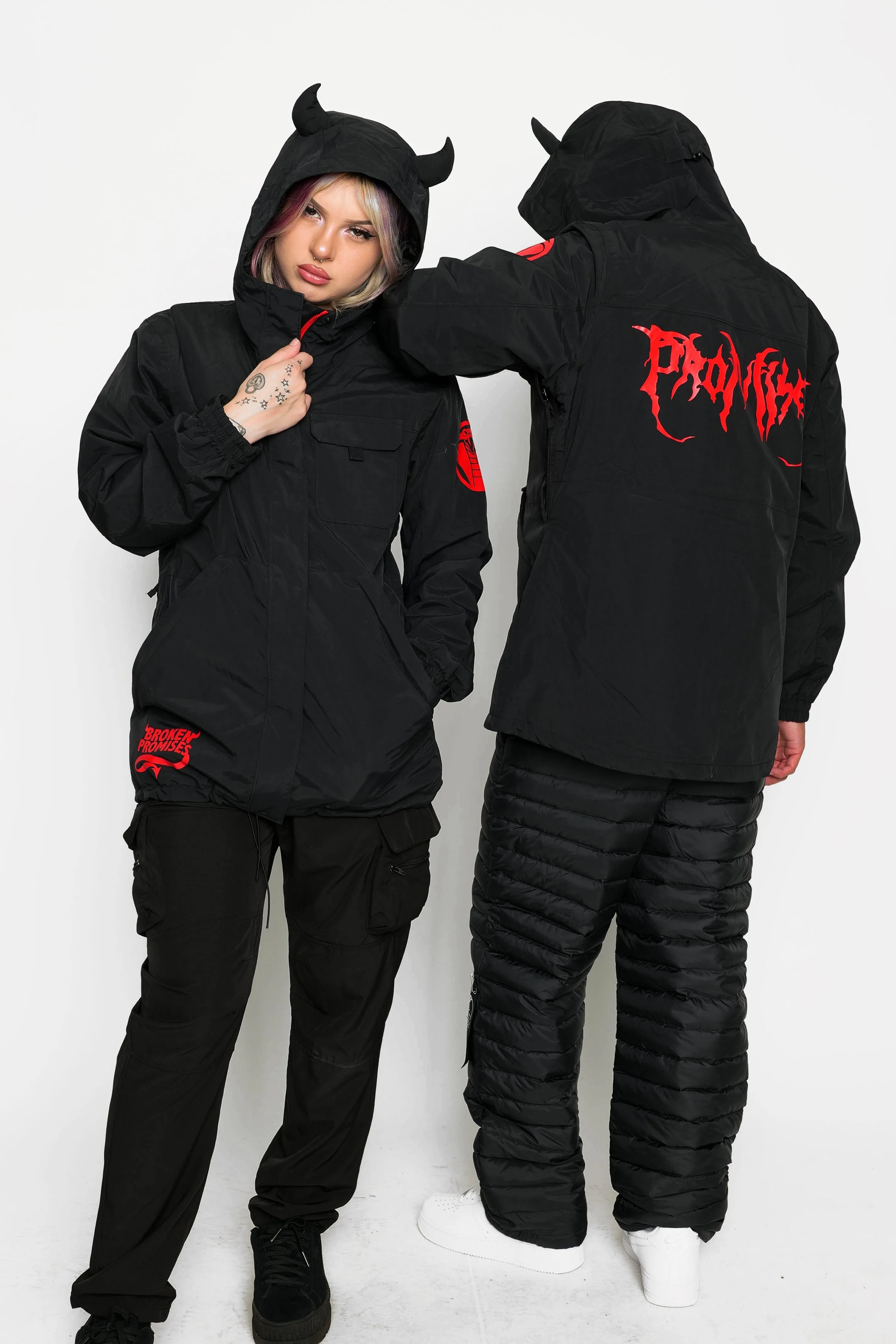 23/24 Graveyard Horn Snow Jacket Black