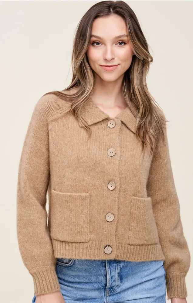 Collared Chunky Cardigan