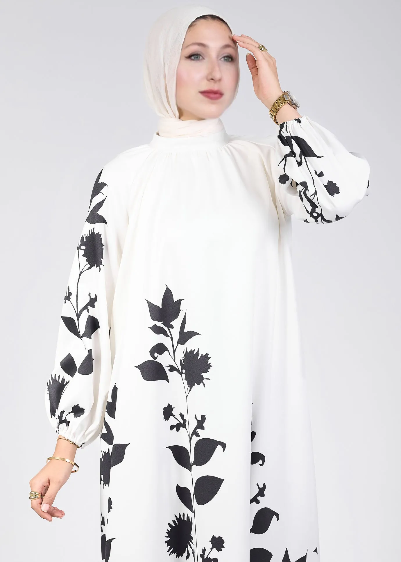 Ghina Elegant Floral Printed Maxi Dress with Raglan Sleeves