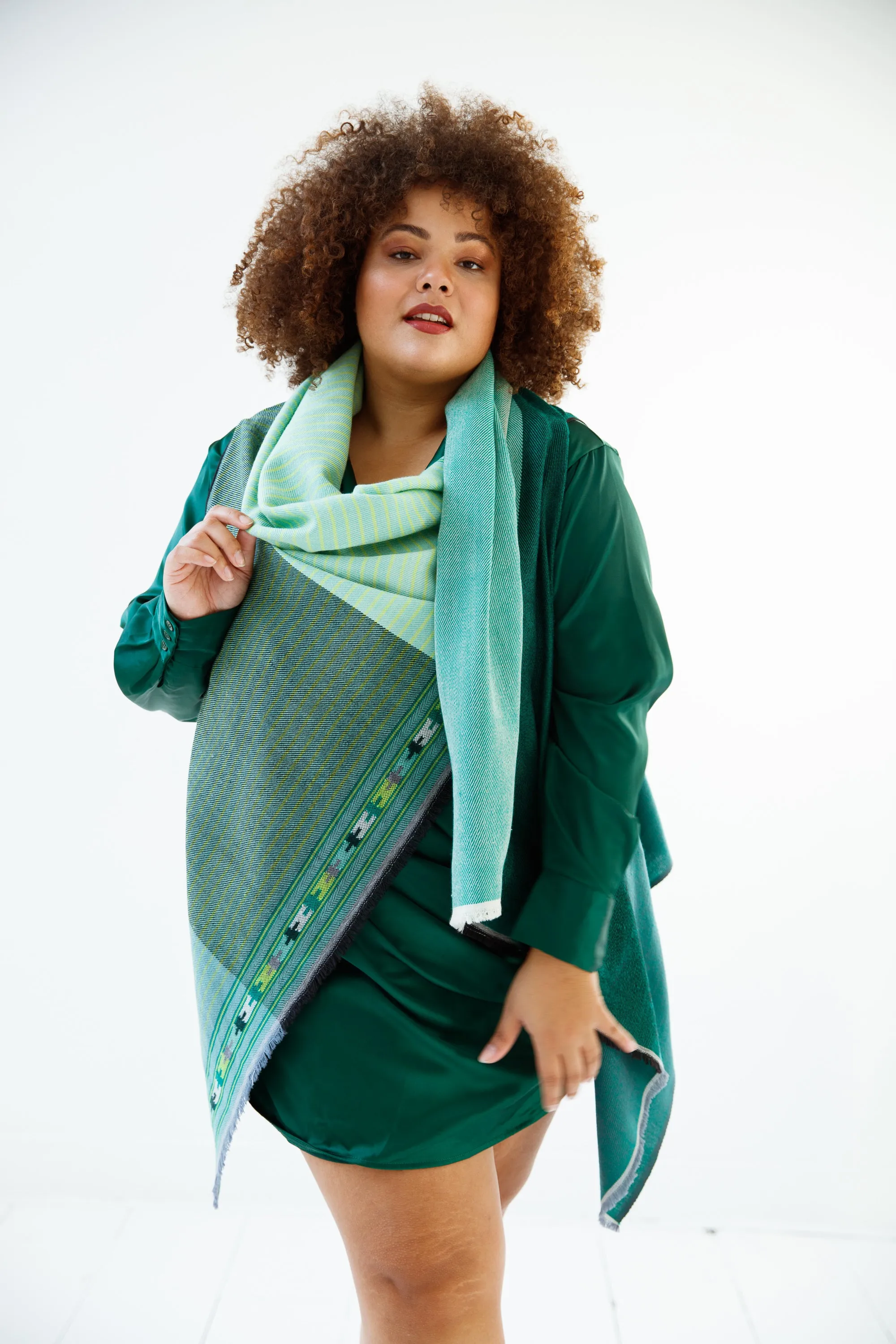 JULAHAS  Light Wool Cape Fusion Green Plus