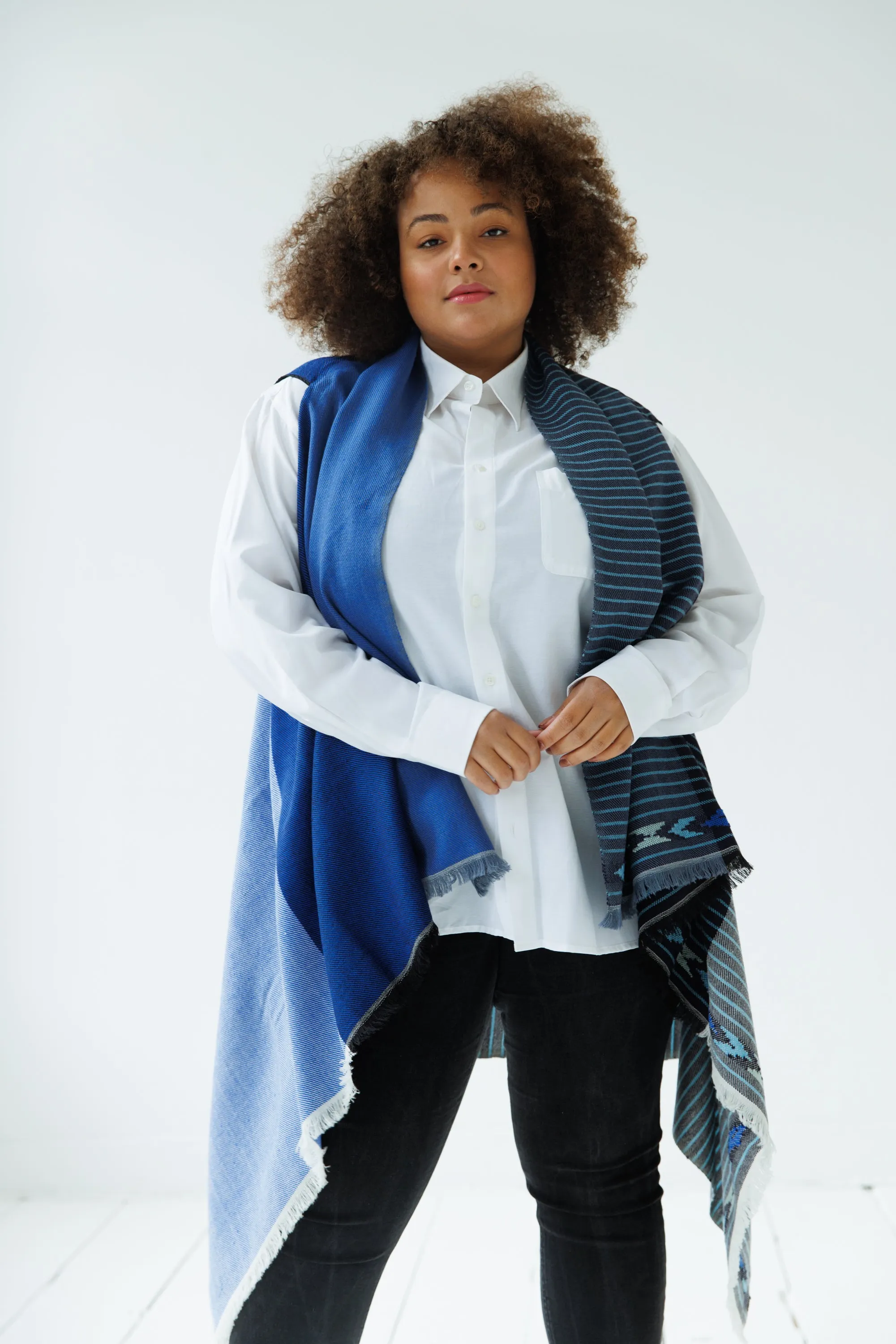 NEW! JULAHAS  Light Wool Cape Fusion Blue