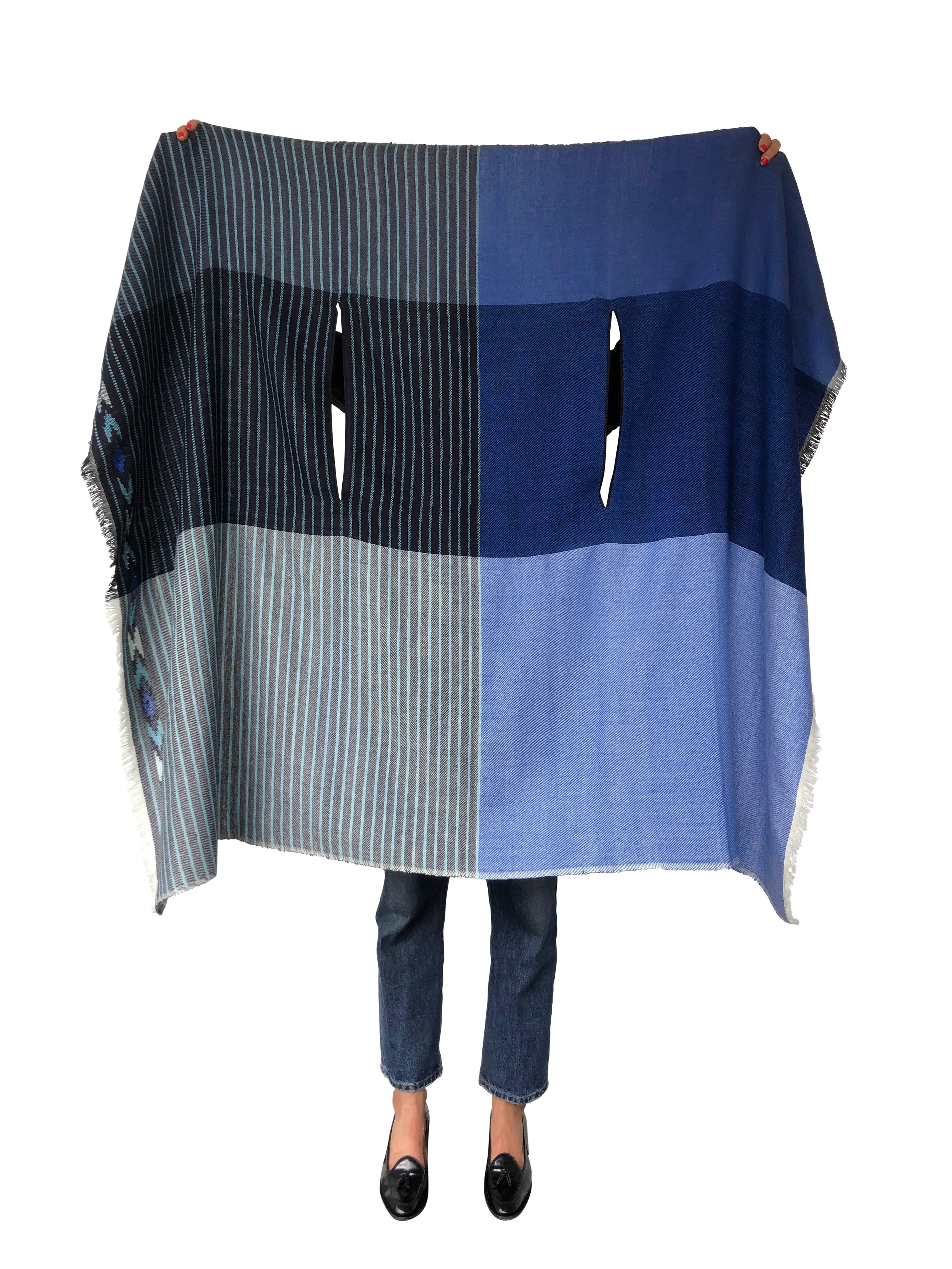 NEW! JULAHAS  Light Wool Cape Fusion Blue