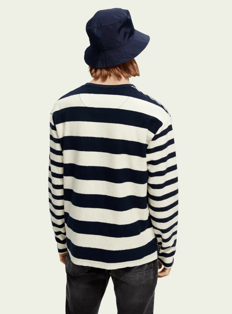 SCOTCH&SODA - Structured Long-Sleeved Grandad T-shirt in Organic Cotton