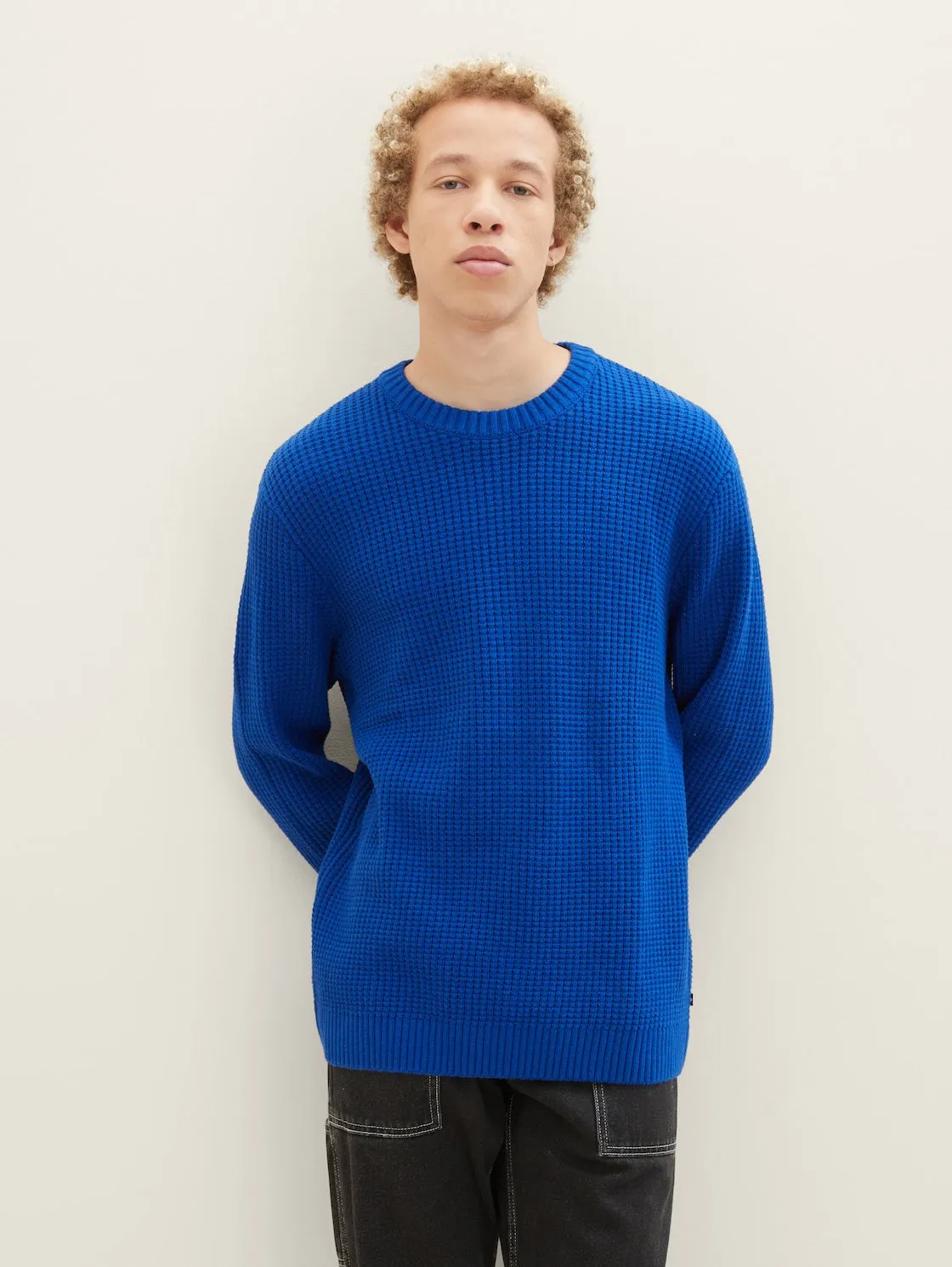 STRUCTURED CREW NECK SWEATER