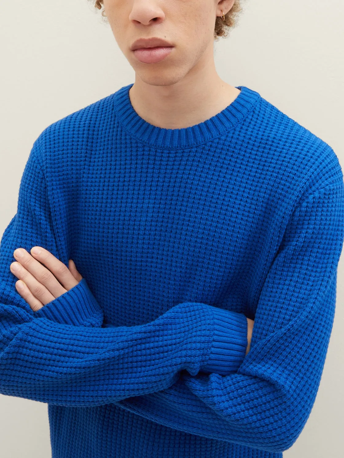 STRUCTURED CREW NECK SWEATER