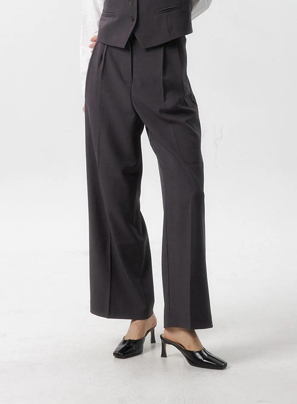 Wide Fit Tailored Pants IS315